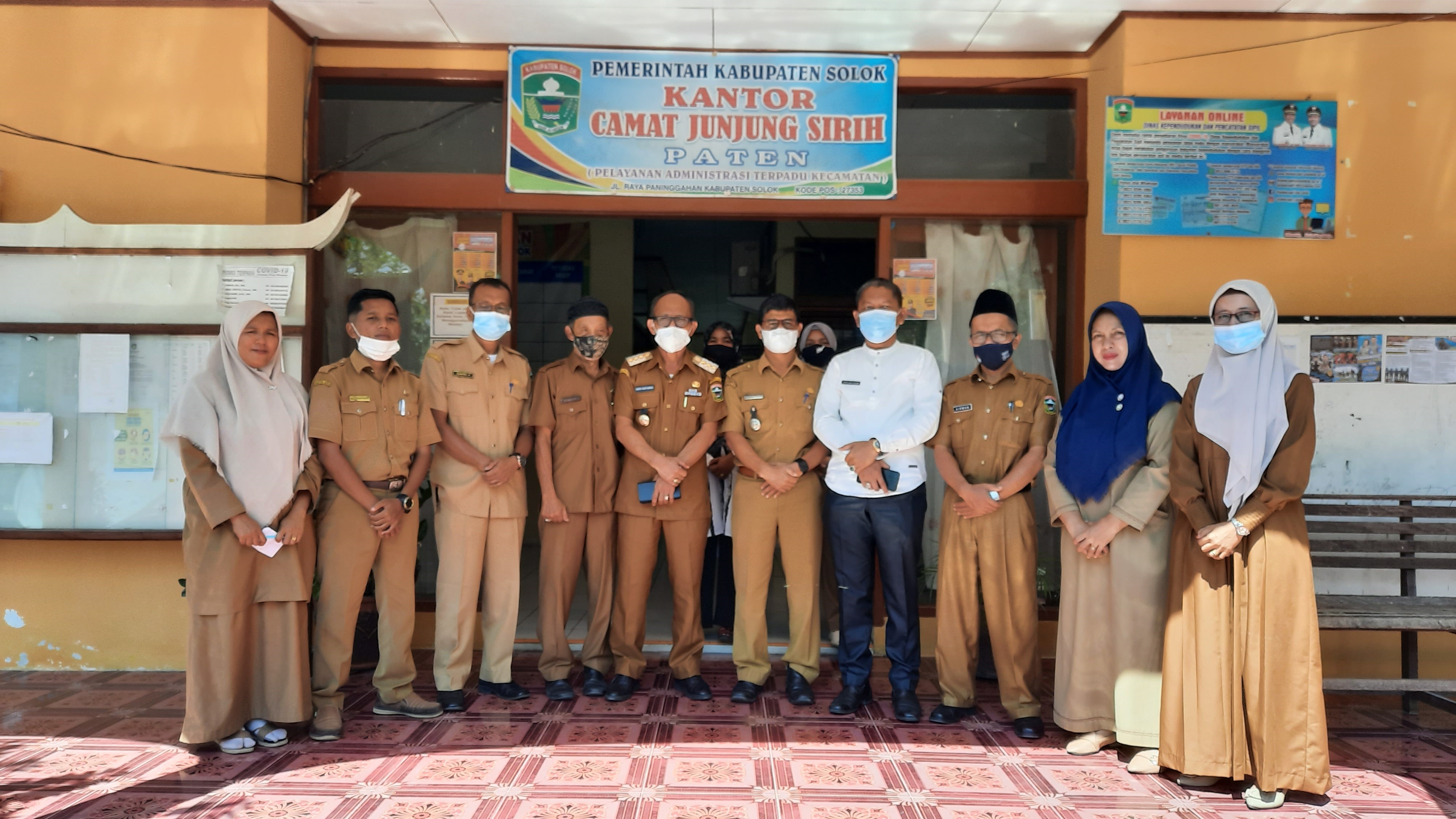 Monitoring dan Evaluasi Penanganan Covid-19 di Kecamatan Junjung Sirih