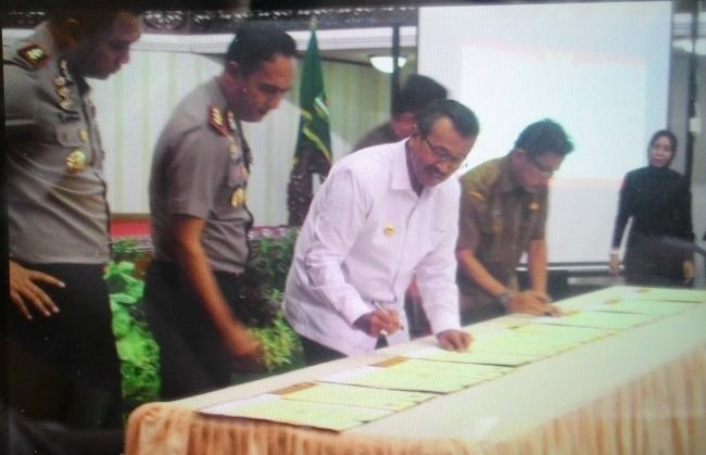  Pemda Kabupaten Solok Tanda Tangani MOU dengan Aparat Penegak Hukum