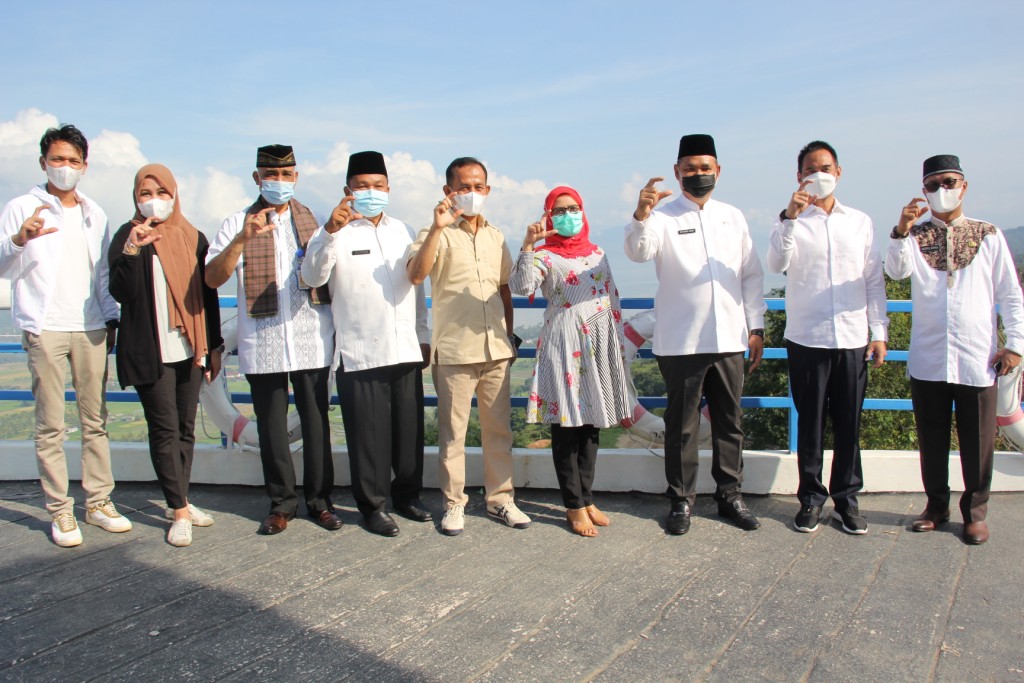 Bupati Solok Lakukan Kunjungan Lapangan Sikapi Usulan Danau Singkarak dan Gunung Talang sebagai Kawasan Geopark