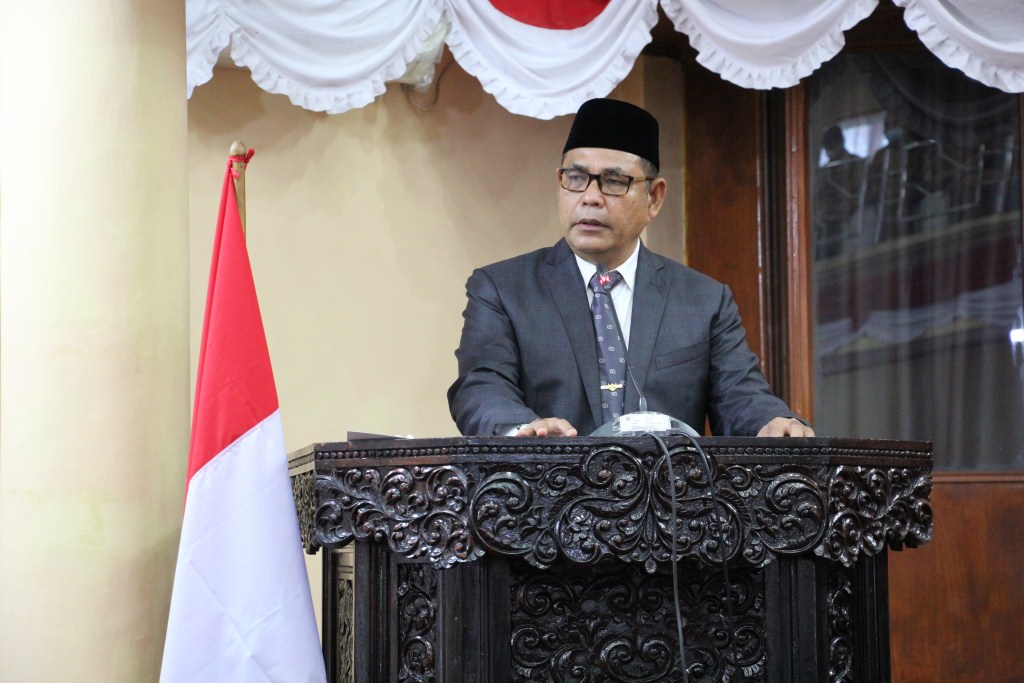 Bupati Sampaikan Pidato Perdana di hadapan Ketua dan Anggota DPRD Kabupaten Solok