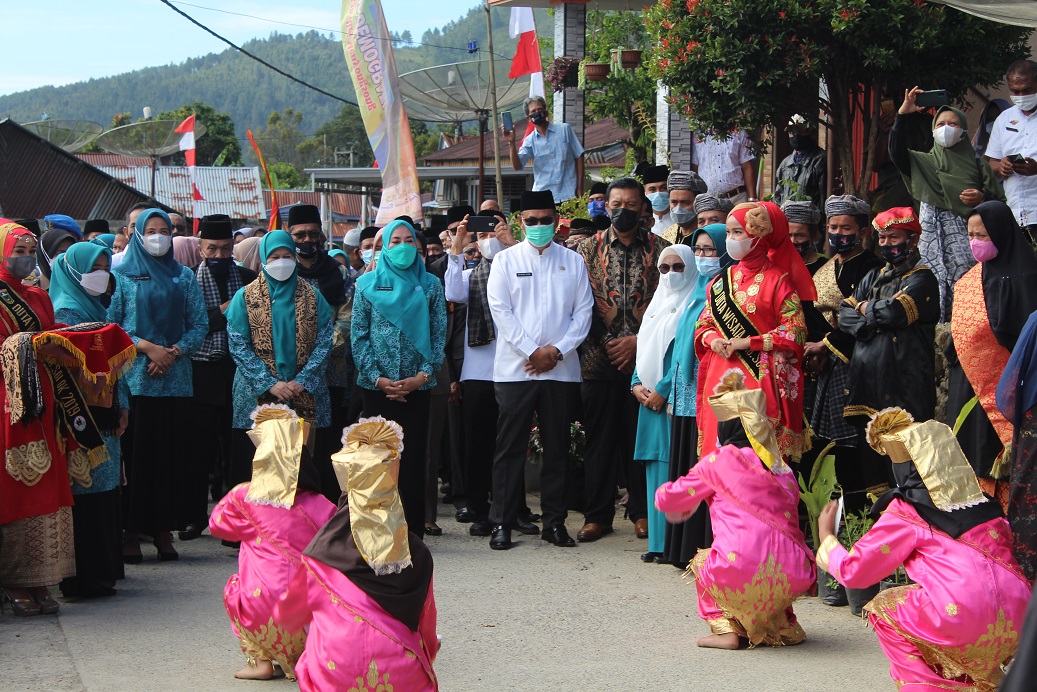 Bupati Solok Dampingi Tim Penilai Lomba Gerakan PKK Tingkat Propinsi Sumbar