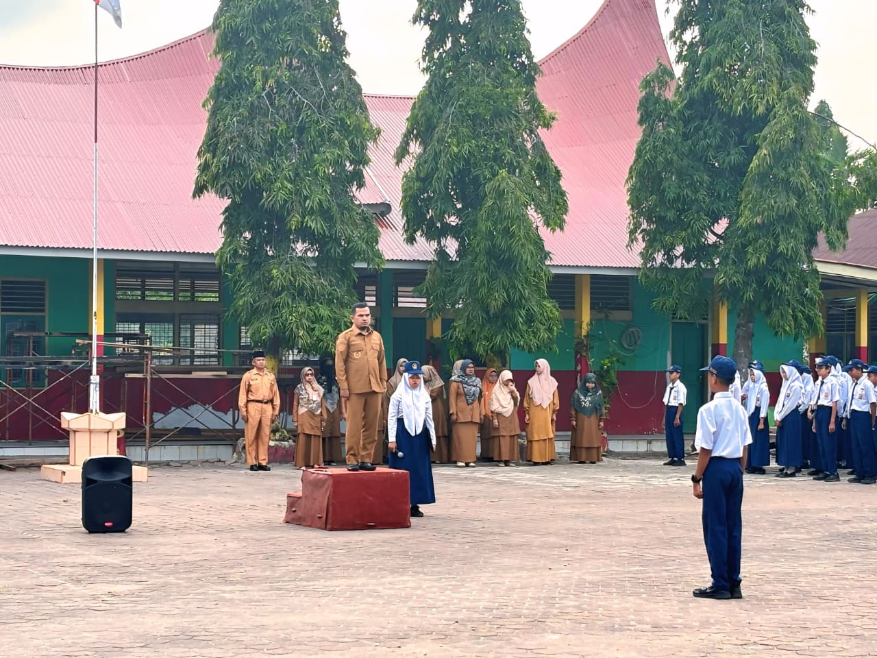 Wakil Bupati Solok Tekankan Pentingnya Niat, Disiplin, dan Kesungguhan dalam Menuntut Ilmu
