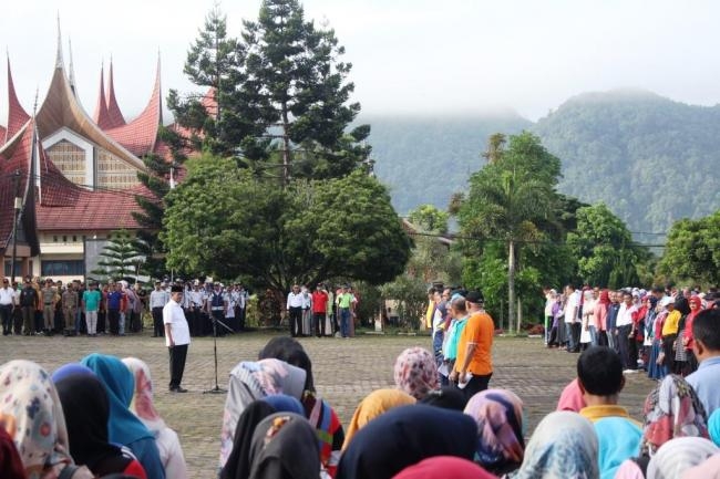 Bupati Pimpin Apel Gabungan di Lingkup Pemerintah Kabupaten Solok