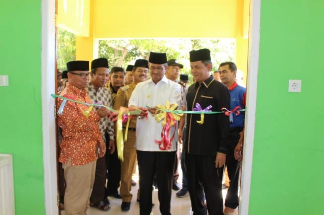Bupati Resmikan Gedung Perpustakaan SDIT Dambaan Umat Nagari Paninggahan