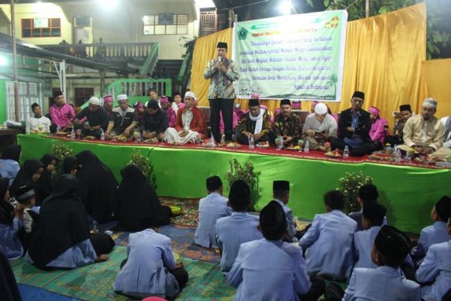 Wakil Bupati Solok Peringati Isra Miâ€™raj  di Pondok Pesantren Darul Tauhid Salayo