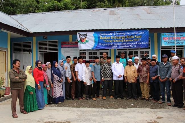 Bupati hadiri Rakernas Ikatan Keluarga Koto Sani (IKKS)
