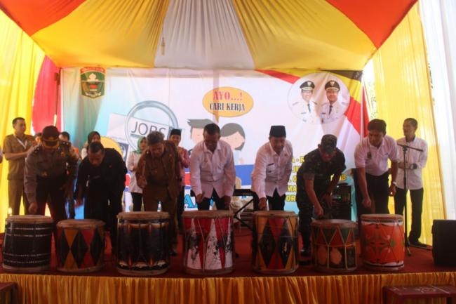 Bupati Resmi Buka Job Fair Kabupaten Solok