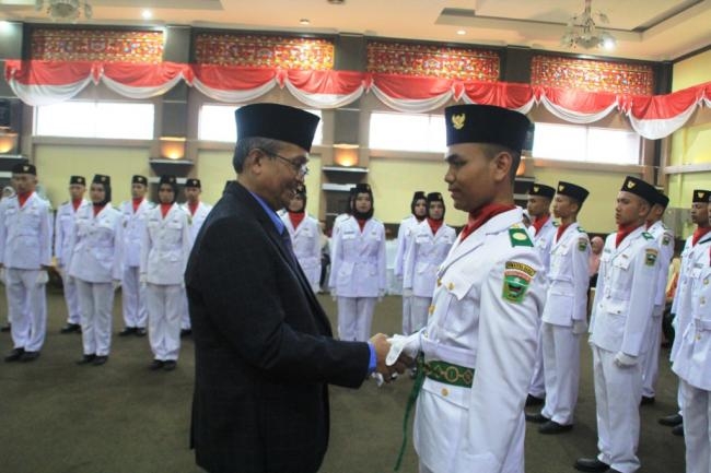 Bupati Solok Kukuhkan Paskibaraka Kabupaten Solok Tahun 2019
