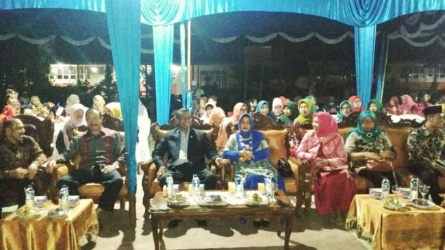  Â Â Â Â Â Â Â Â Â Â Â  Bupati Hadiri Malam Resepsi HUT RI ke-74 Tingkat Kecamatan Kubung.