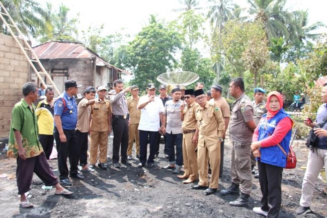 Wakil Bupati Tinjau Kebakaran di Dusun Sawah Gantiang