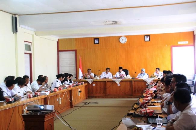 Bupati Hadiri Rapat Tindak Lanjut Pemakaian Izin Pinjam Pakai Kawasan Hutan (IPPKH)