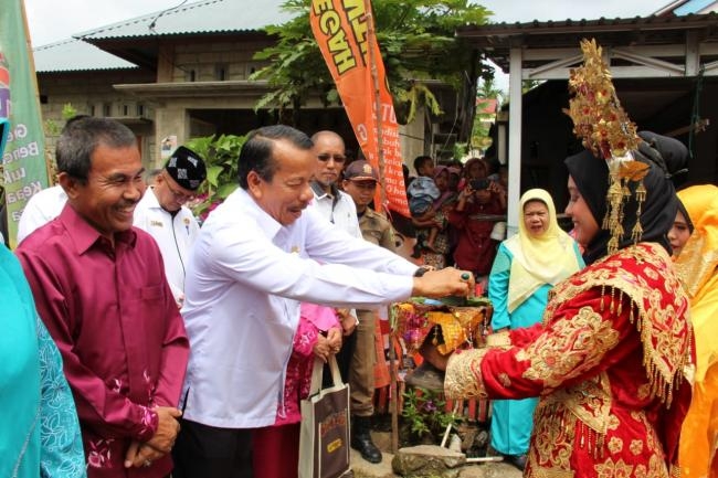 Tim Penilai Kesatuan Gerak PKK KKBPK-Kes sambangi Nagari Supayang