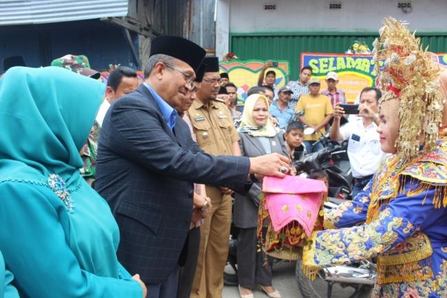 Bupati hadiri Sertijab Wali Nagari Sumani
