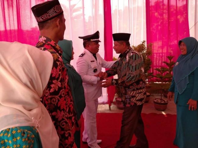 Sertijab Wali Nagari Indudur, Wabup Solok â€œBerikan Pelayanan Terbaik Kepada Masyarakatâ€