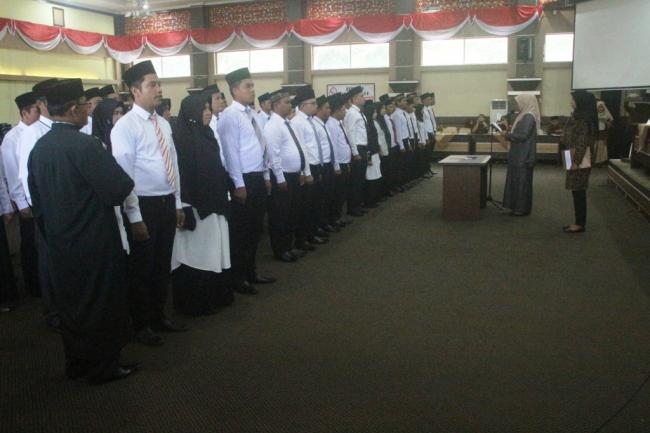Anggota PPK se-Kabupaten Solok Resmi Dilantik