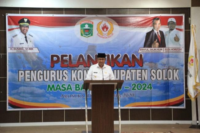 Bupati Lantik Pengurus KONI Kabupaten Solok