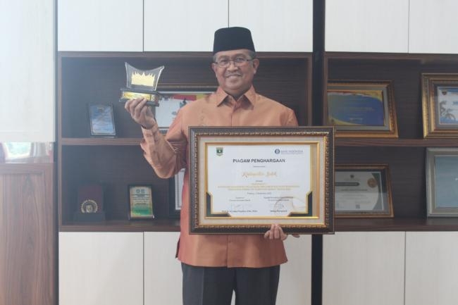 Kado Akhir Tahun, Pemda Kabupaten Solok Raih 3 Penghargaan Sekaligus
