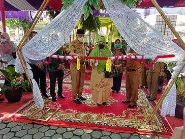 Ketua Dekranasda Kabupaten Solok hadiri Bazar Ramadhan Propinsi Sumbar