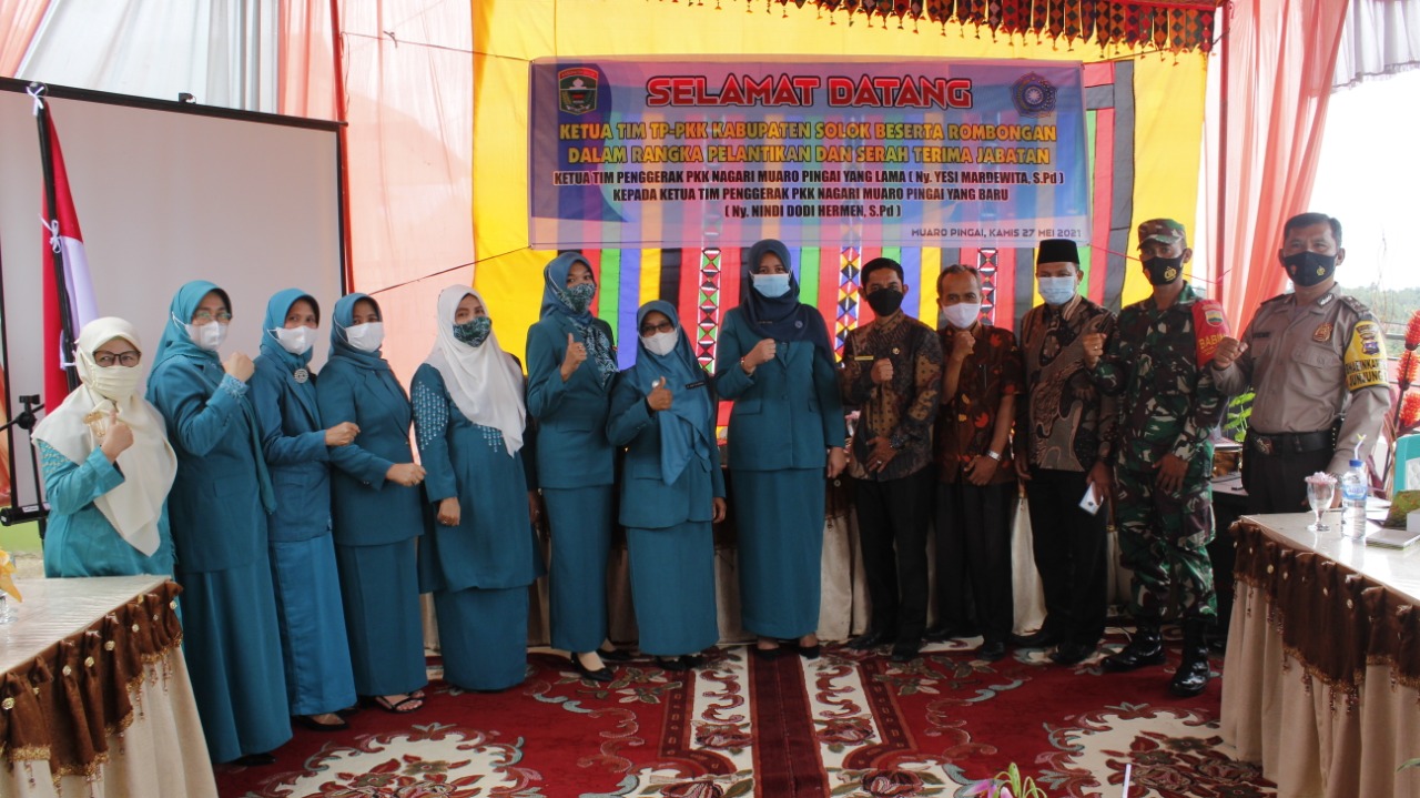 Wakil Ketua TP. PKK Kabupaten Solok Hadiri Pelantikan dan Sertijab TP.PKK Nagari Muaro Pingai
