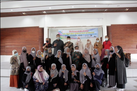 Ny. Emiko Epyardi Asda Kukuhkan Pengurus Forum UMKM Kabupaten Solok