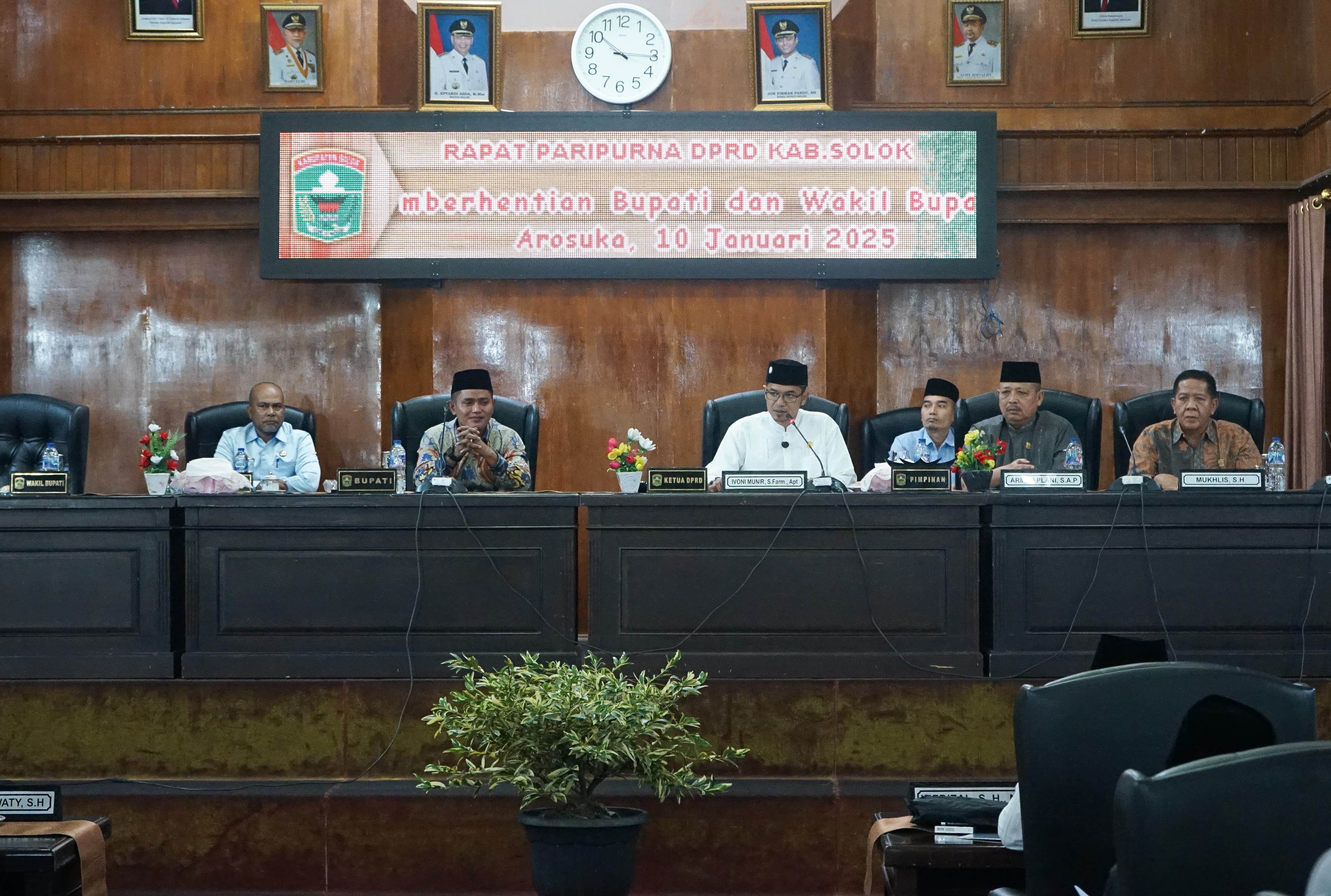 Rapat Paripurna Pengumuman Masa Jabatan Bupati dan Wakil Bupati Terpilih Kab Solok 2025-2030