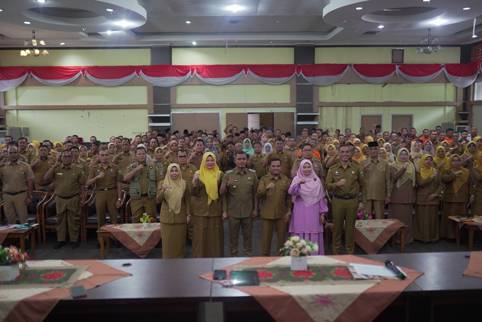 Rapat Koordinasi Digelar, Sekda Medison : Seluruh Jajaran OPD Sampai Ke Tingkat Nagari Loyal dan Dukung Penuh Visi Misi Kepala Daerah