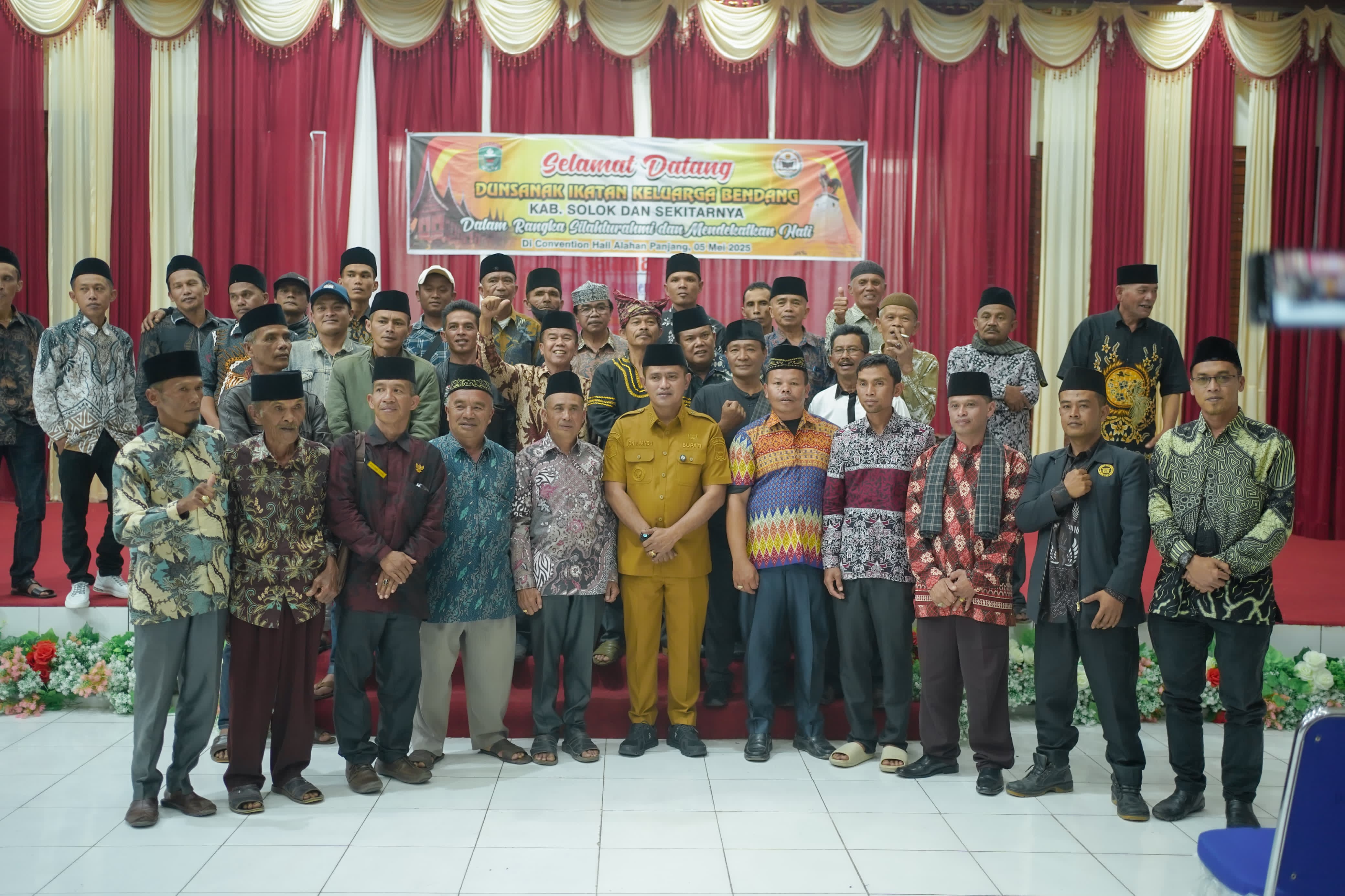 Bupati Solok Hadiri Silaturahmi Ikatan Keluarga Suku Bendang se-Kabupaten Solok
