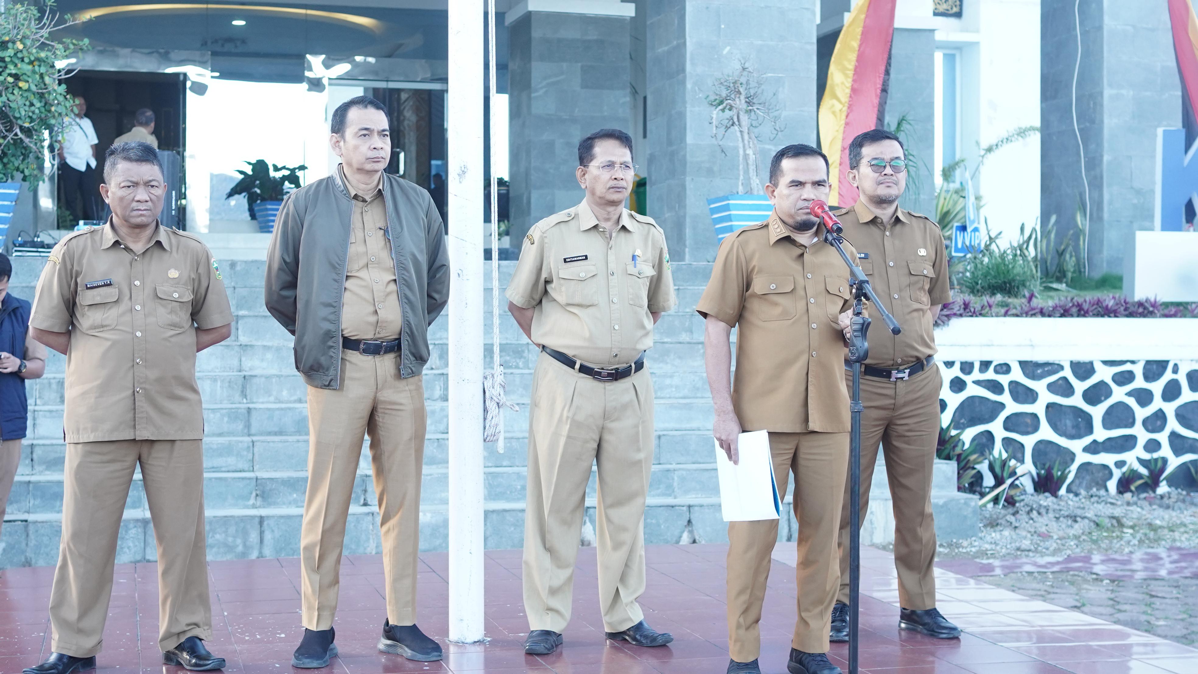 Pemerintah Kabupaten Solok yang Diwakili Wakil Bupati Solok H.Candra, S.Hi Pimpin Apel Disiplin, Tegur ASN dan Honorer yang Mangkir