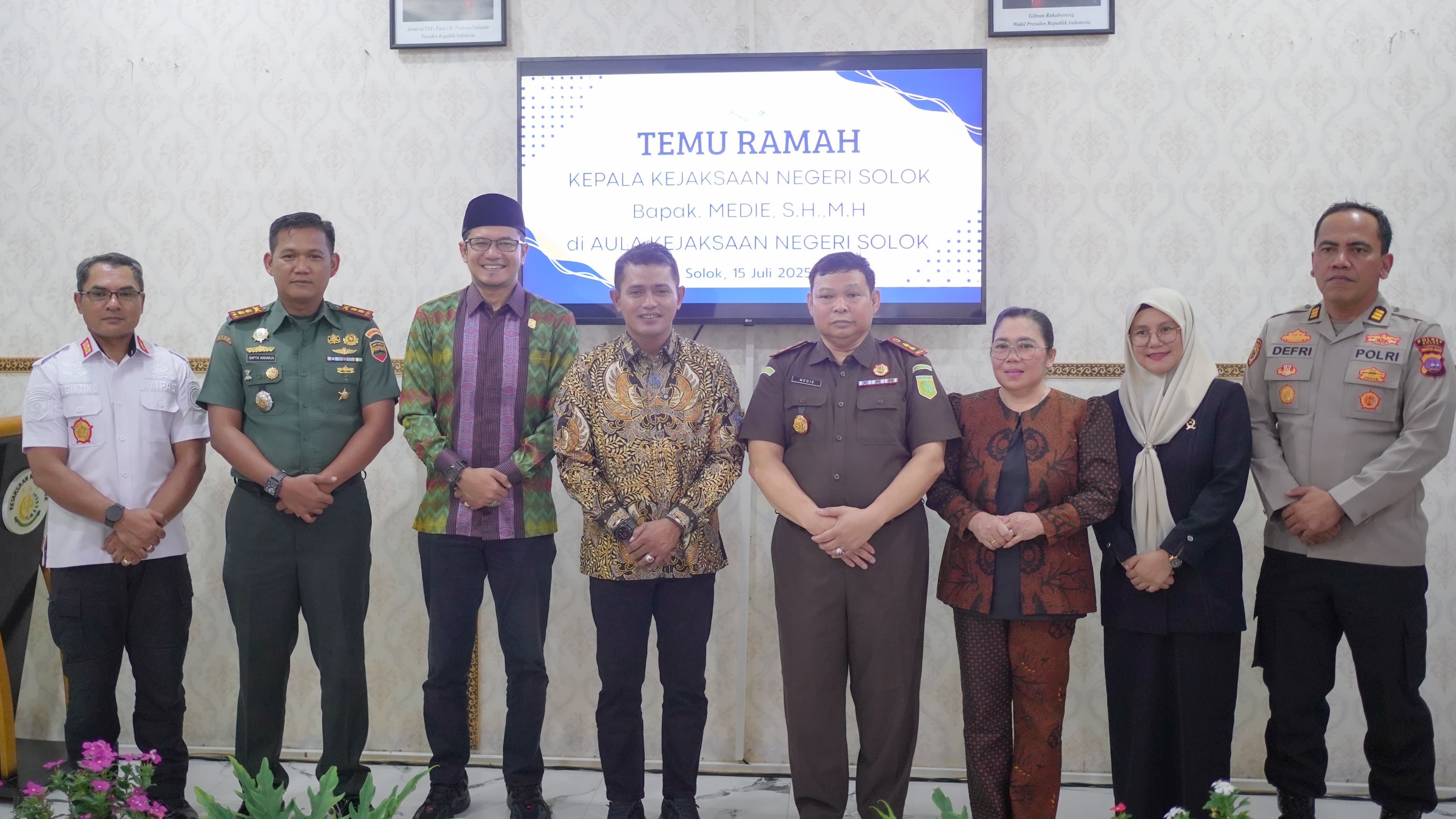 Temu Ramah Bupati Solok dengan Kepala Kejaksaan Negeri Solok yang Baru  