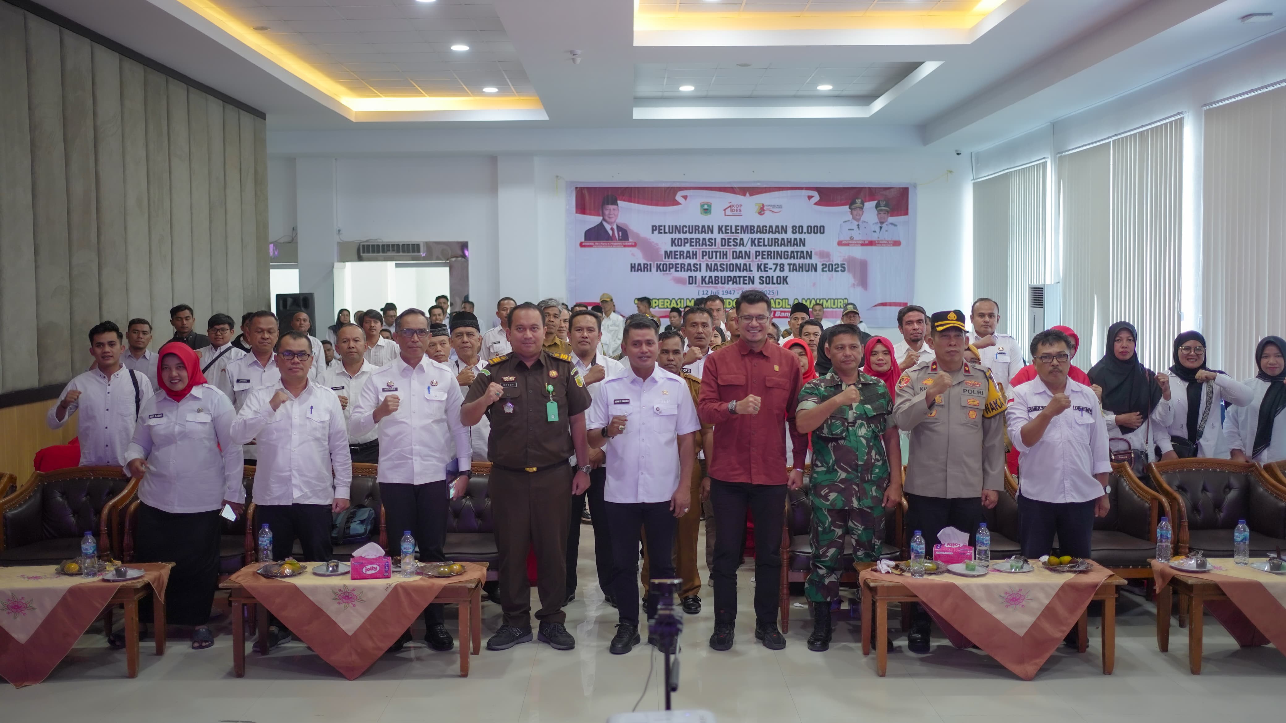 Bupati Solok Hadiri Peluncuran Kelembagaan 80.081 Koperasi Desa/Kelurahan Merah Putih dan Peringatan Harkopnas ke-78 Secara Virtual