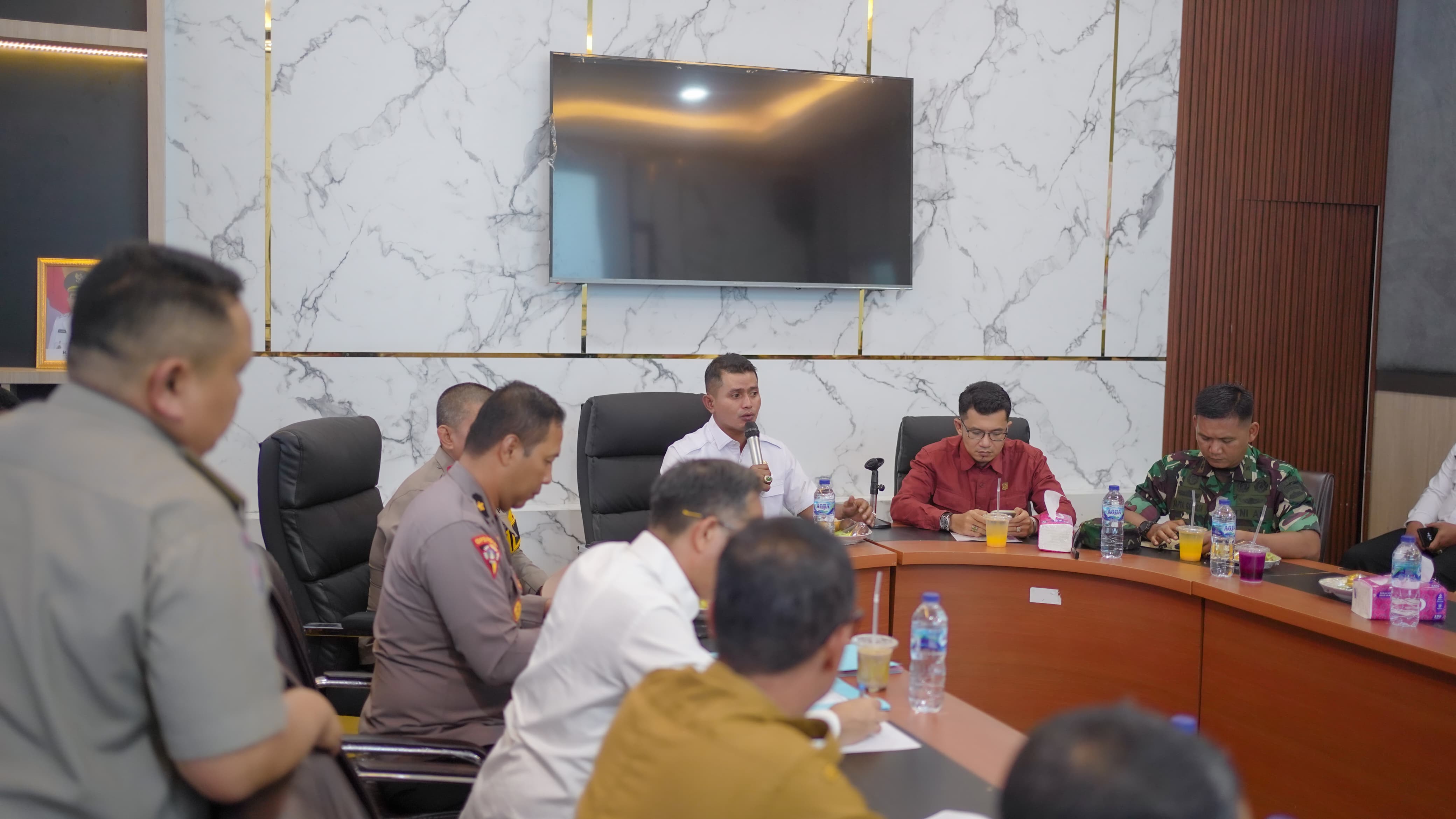Bupati Solok Gelar FGD Bersama Forkopimda, Antisipasi dan Mitigasi Kebakaran Hutan dan Lahan di Kabupaten Solok
