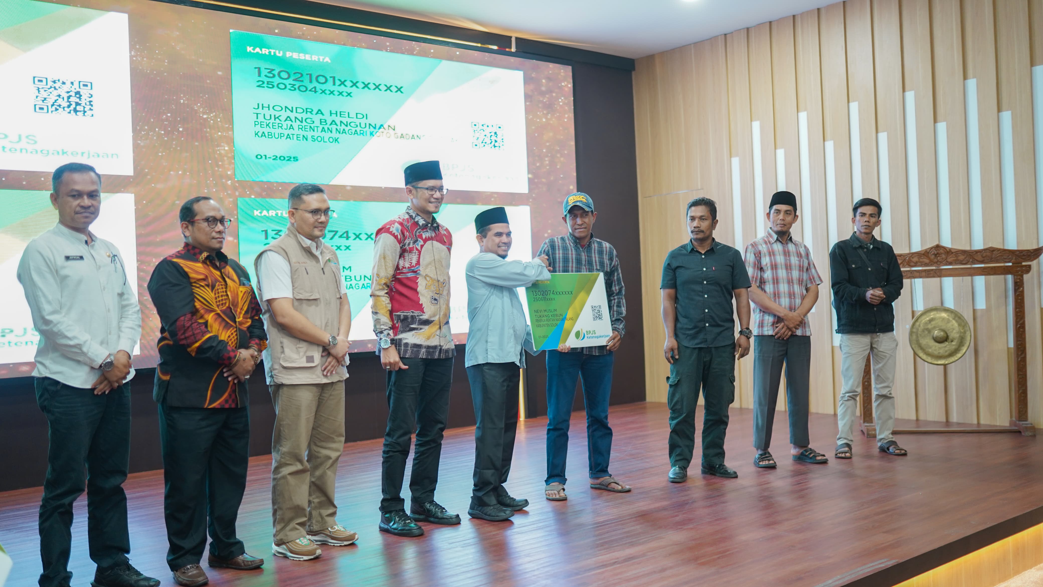 Kabupaten Solok Launching Perlindungan BPJS Ketenagakerjaan bagi Pekerja Rentan