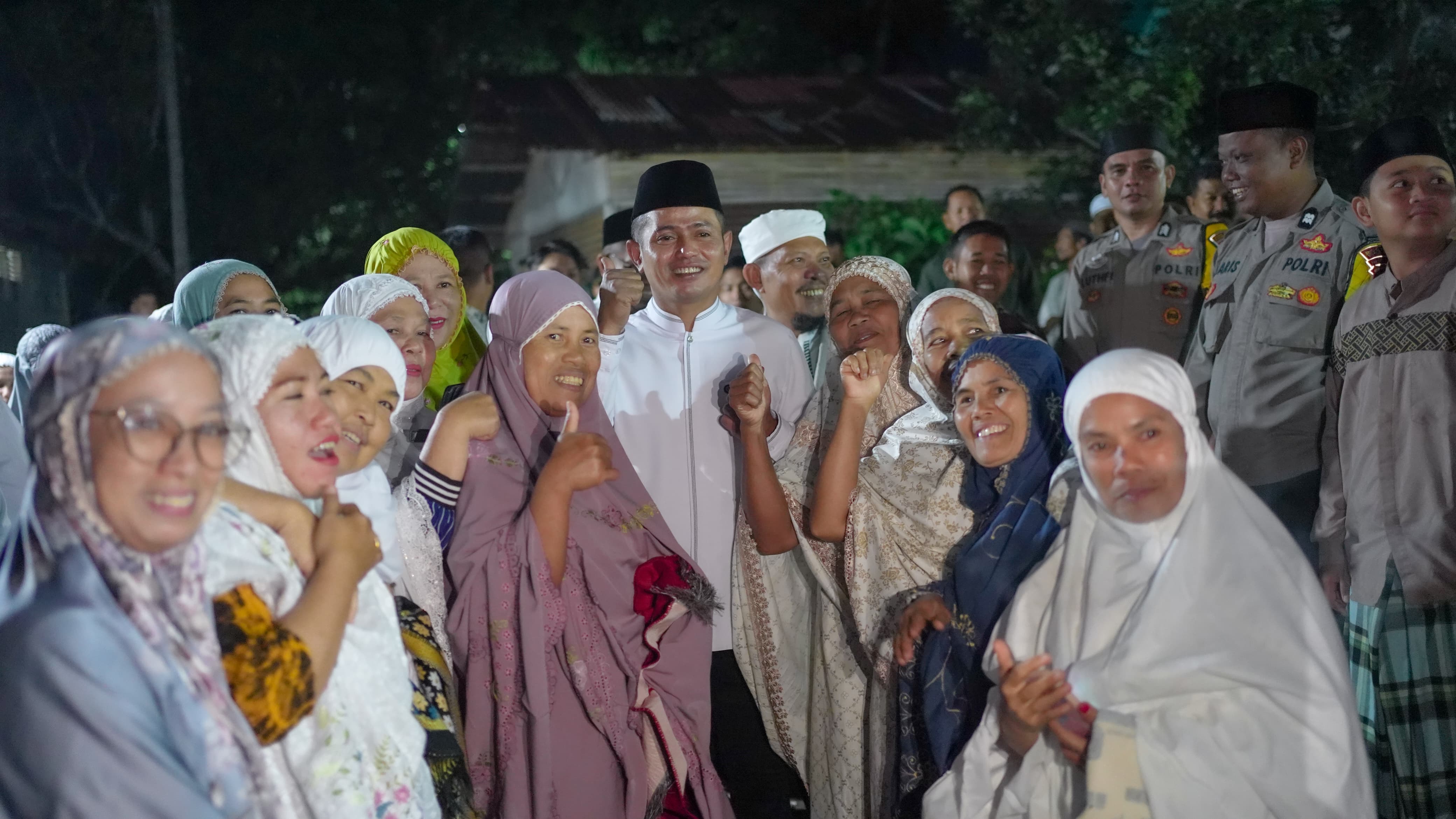 Bupati Solok Jon Firman Pandu Ikuti Subuh Berjamaah Bersama Forkopimda