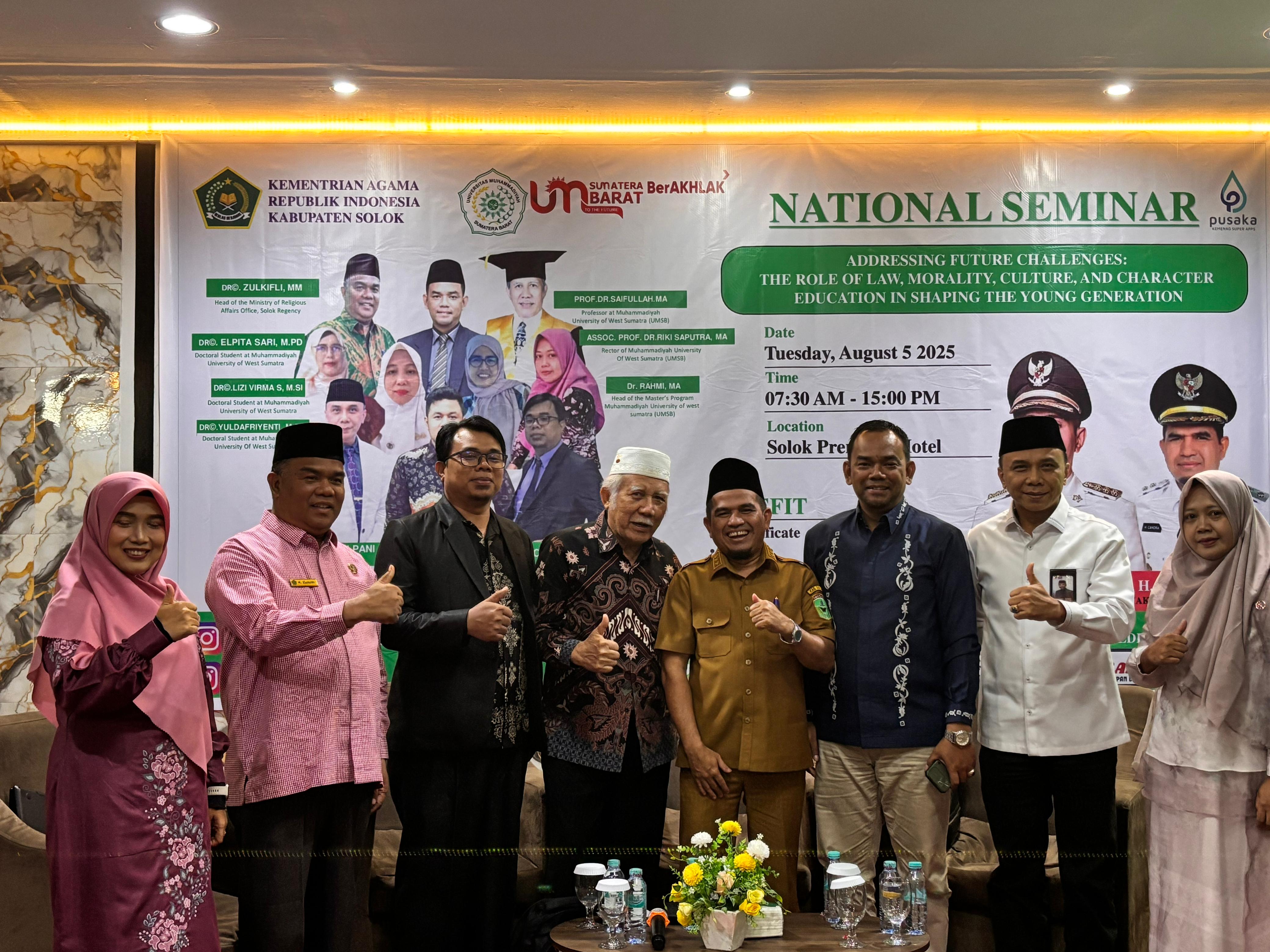 Seminar Nasional Kemenag Solok Madrasah Garda Terdepan Melawan Krisis Moral Generasi Muda 