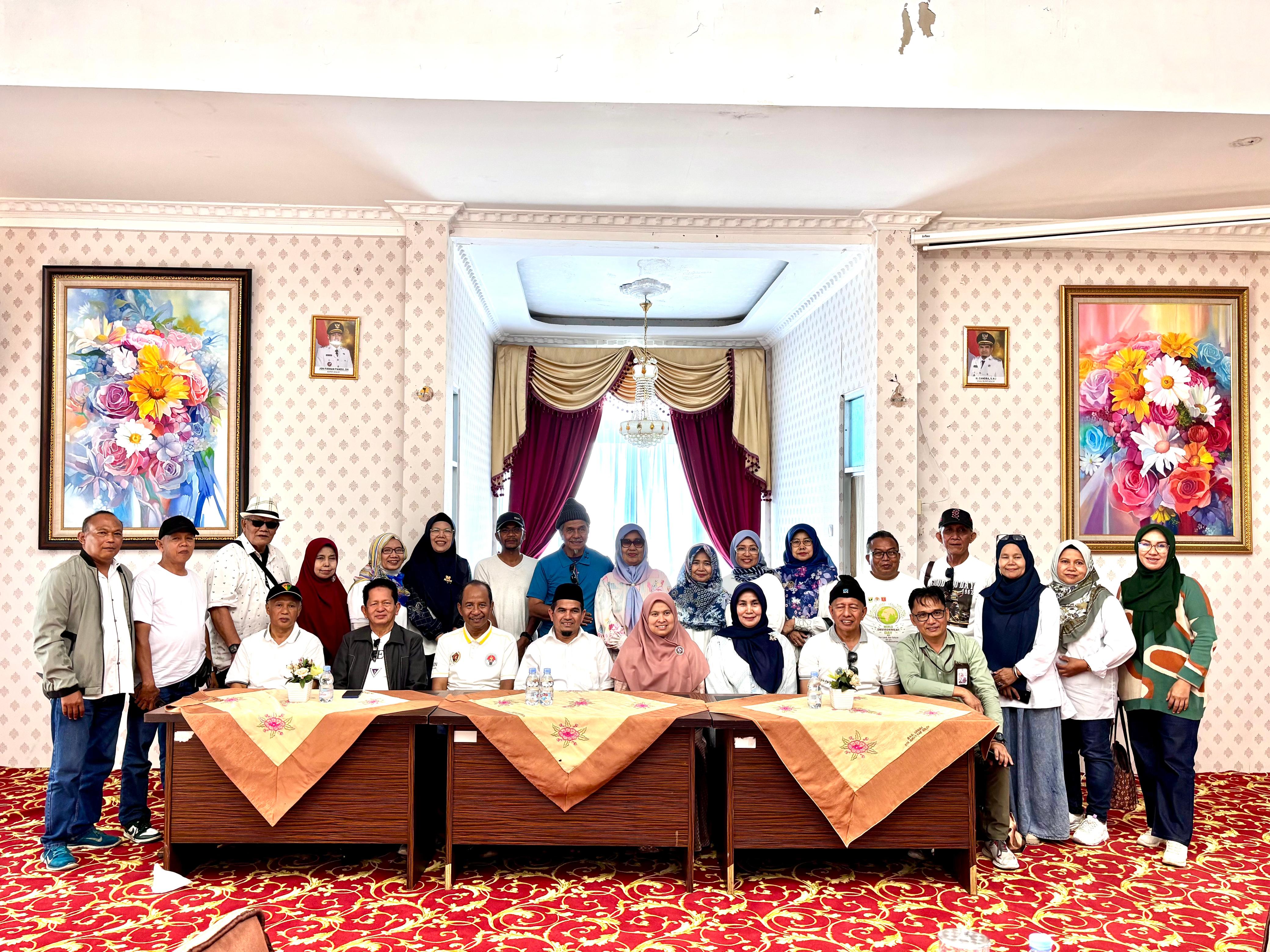 Wartawan Senior Sambangi Solok, Soroti Potensi Alahan Panjang dan Apresiasi Inovasi Pemerintah Daerah