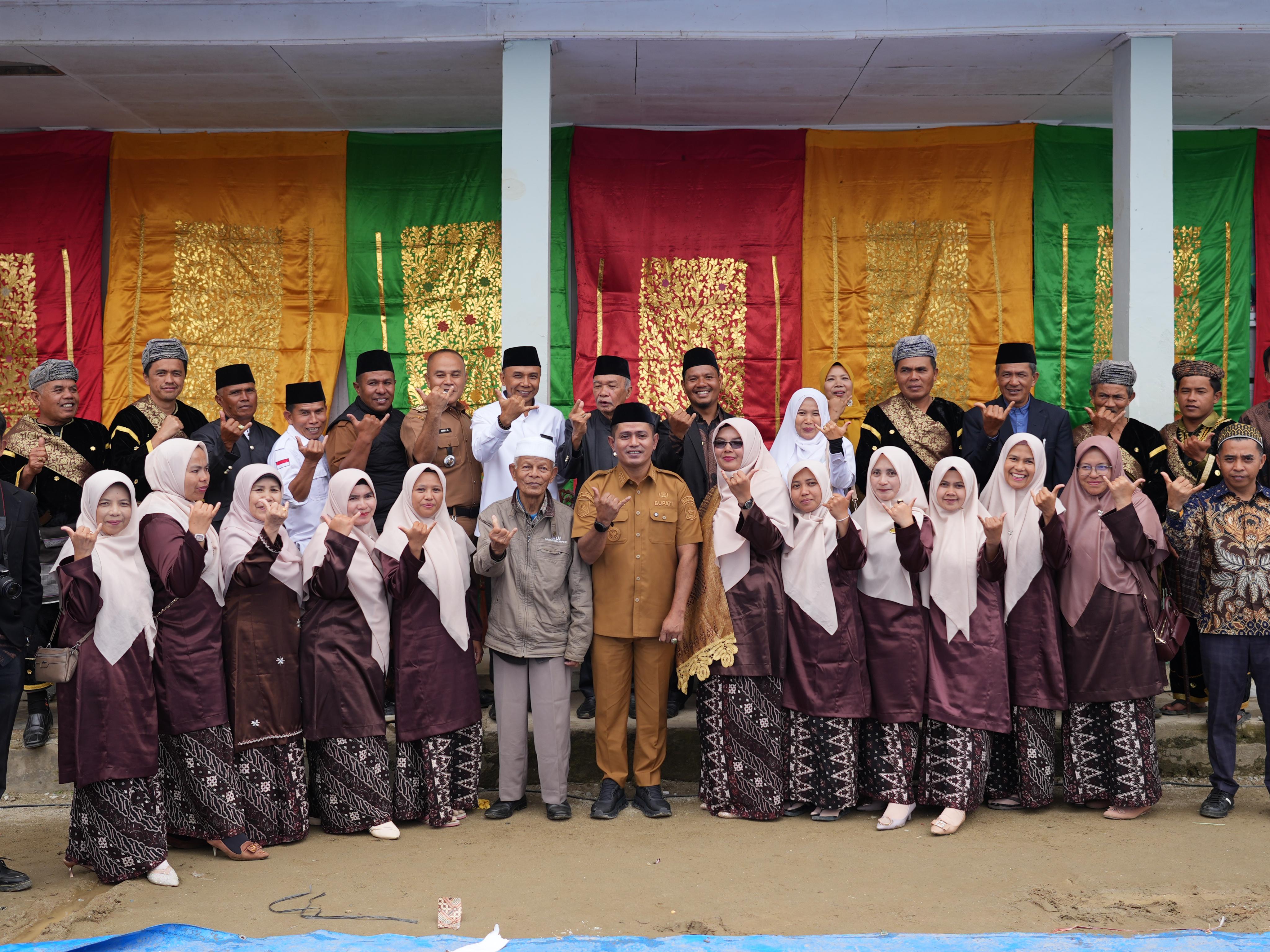 Peletakan Batu Pertama Pembangunan Laboratorium IPA dan Komputer MTs Nurul Ilmi Salimpat