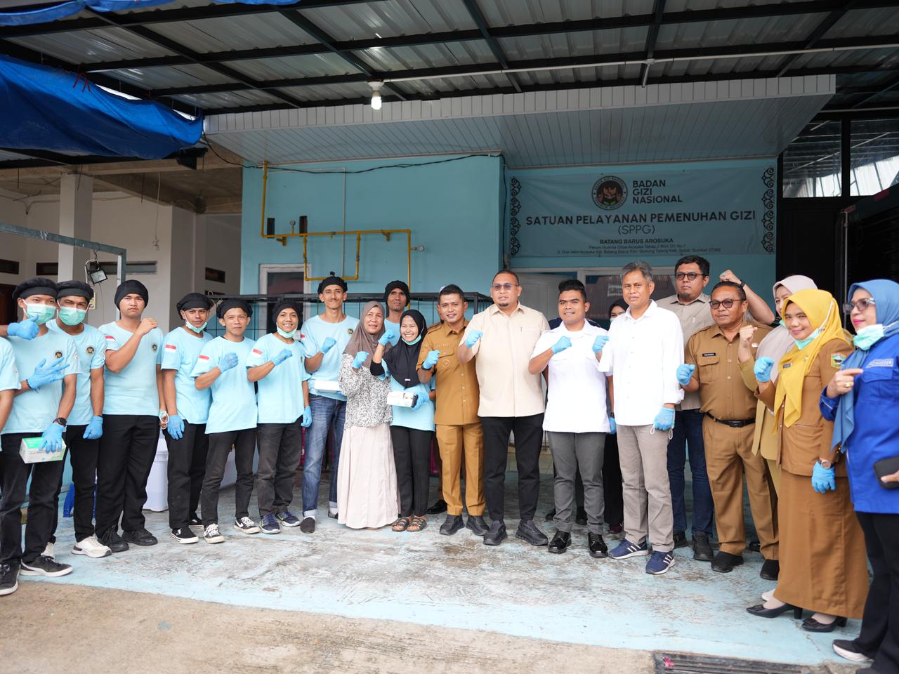Bupati Solok Kunjungi Dapur SPPG Batang Barus Arosuka