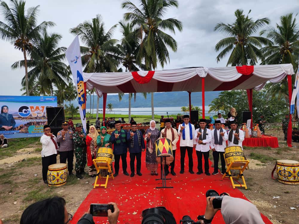 Festival 5 Danau Resmi Dibuka Bupati Solok Jon Firman Pandu
