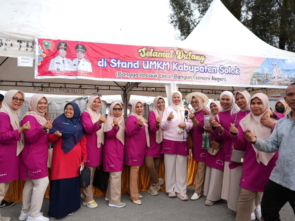 Atraksi Biduak Nagote  Offroad Mobil Tua, dan Kontes Ayam Kukuek Balenggek, Meriahkan F5D Tahun 2025.