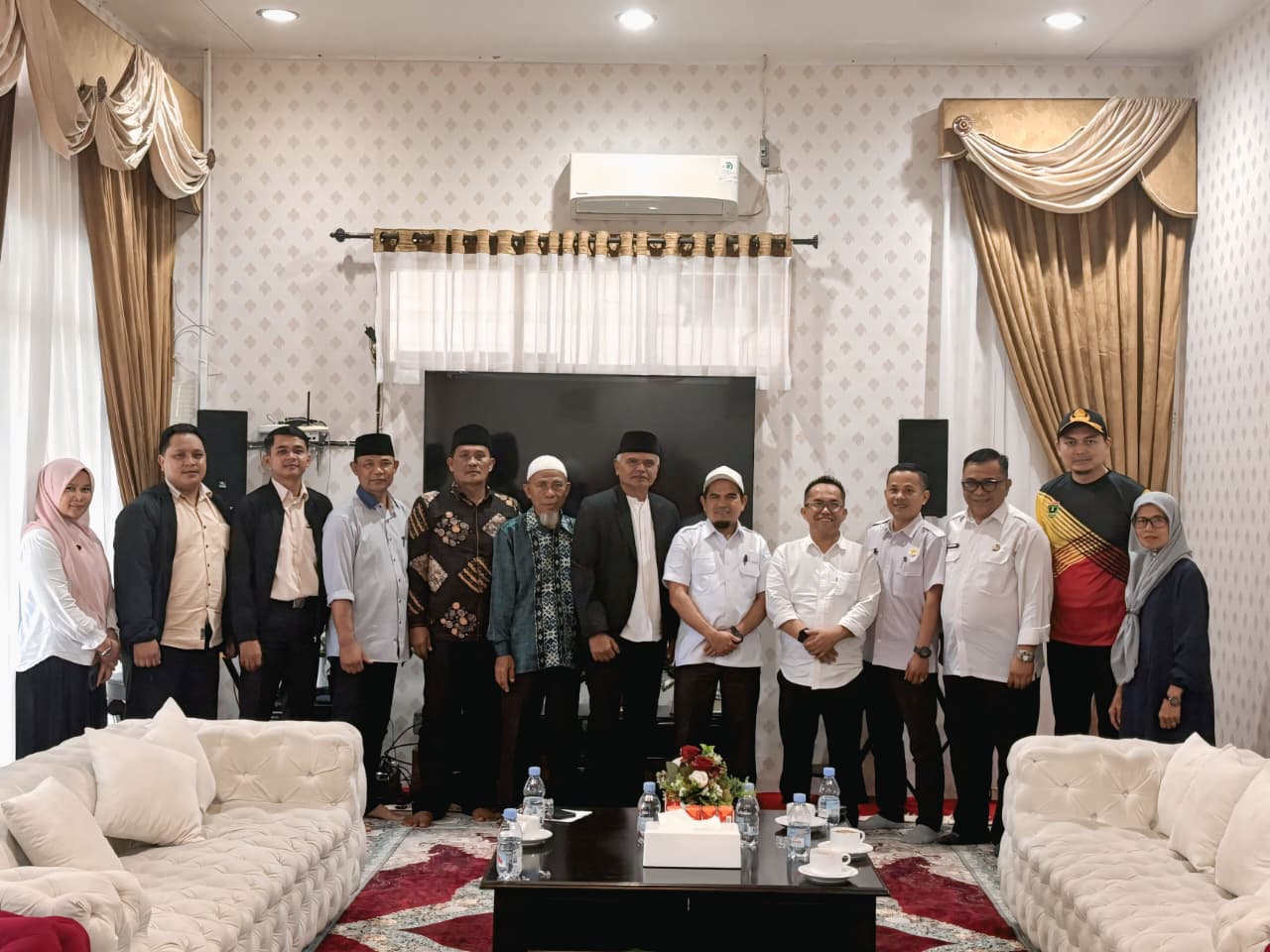 Rapat Bahas Kelanjutan Pembangunan SMA Negeri 3 Gunung Talang Digelar di Rumah Dinas Wabup Solok