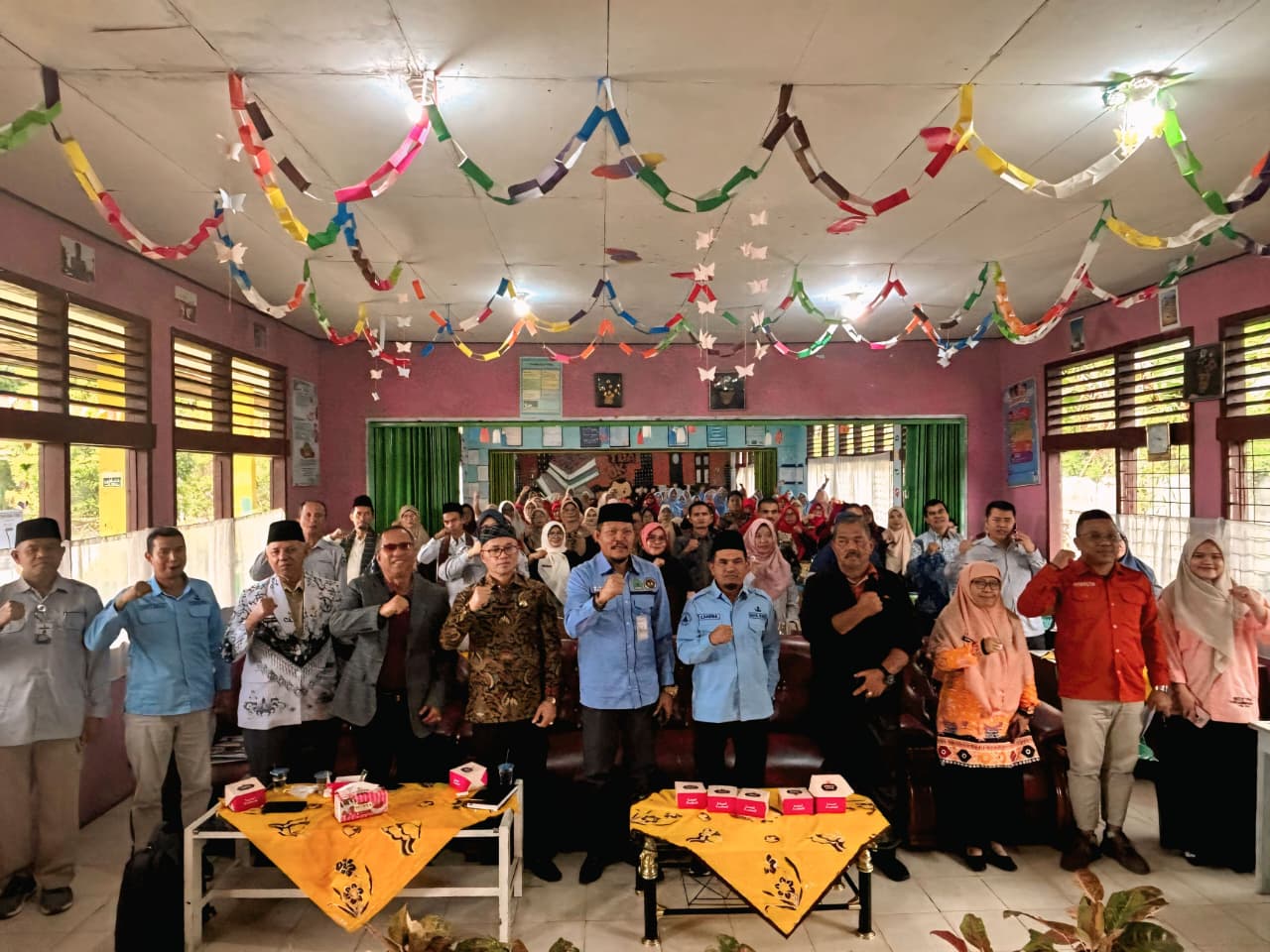 Talk Show dan Showcase Pembelajaran Mendalam (PM) Tahun 2025 SMP Negeri 3 Gunung Talang