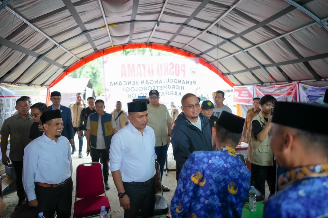 Pemkab Solok Terima 5.000 Paket Bantuan Sembako dari Anggota DPR RI Andre Rosiade