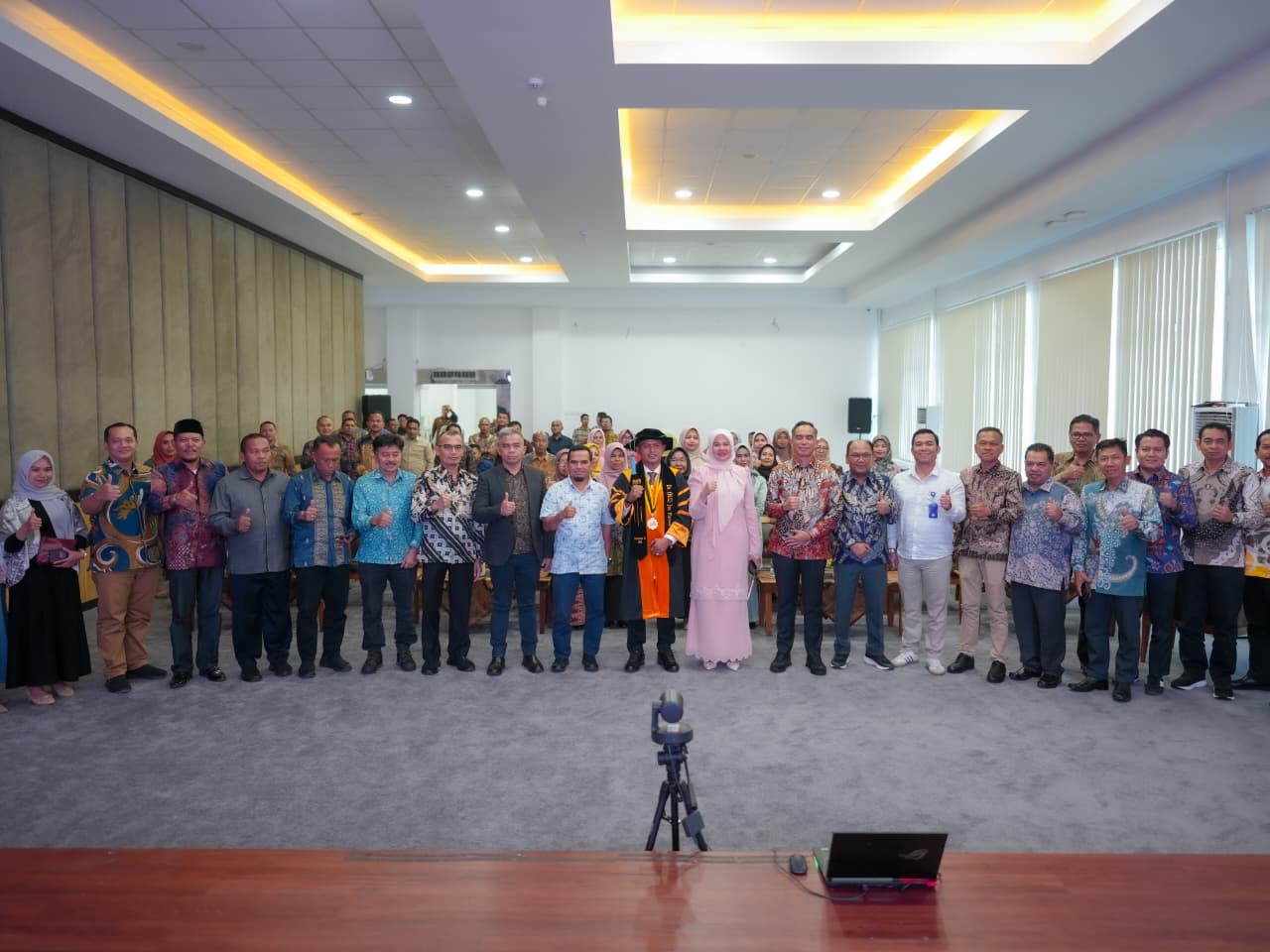 Bupati Solok Dianugerahi Gelar Doktor Honoris Causa oleh Asean University Internasional Malaysia