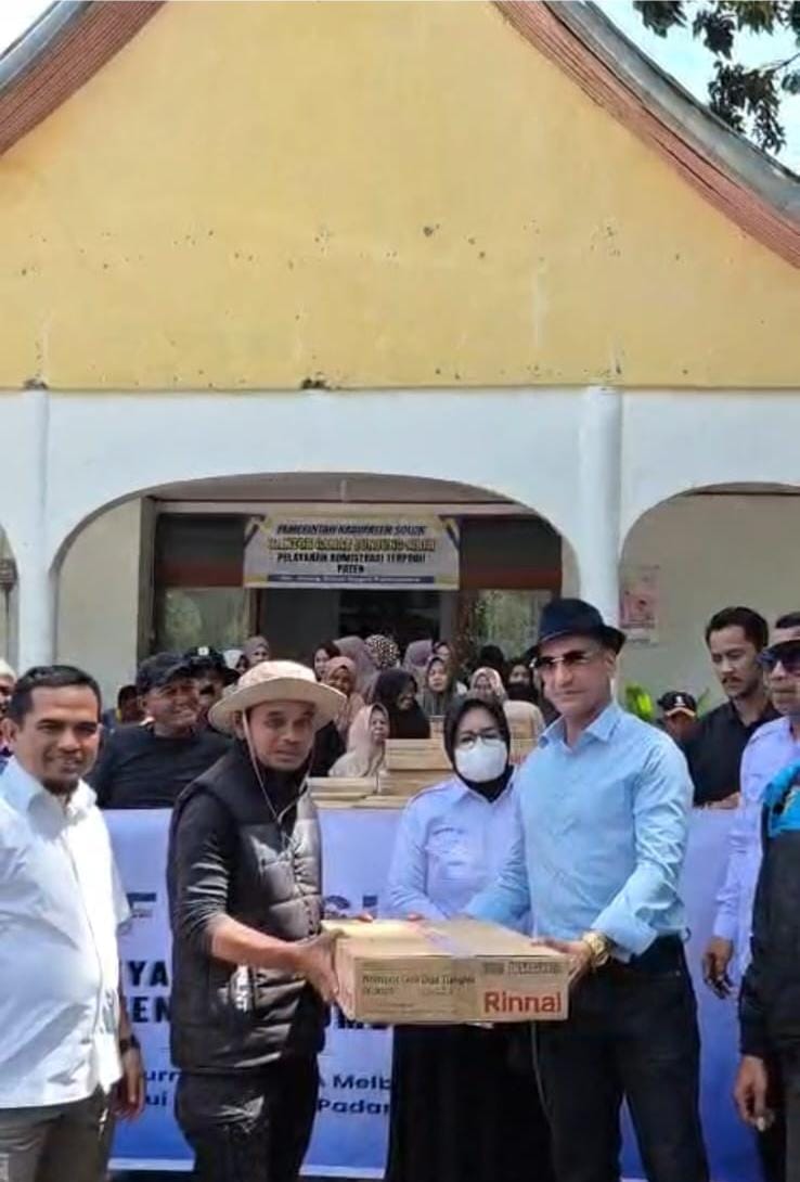 PERADI DPC PADANG Salurkan Bantuan untuk Masyarakat Terdampak Bencana di Kabupaten Solok