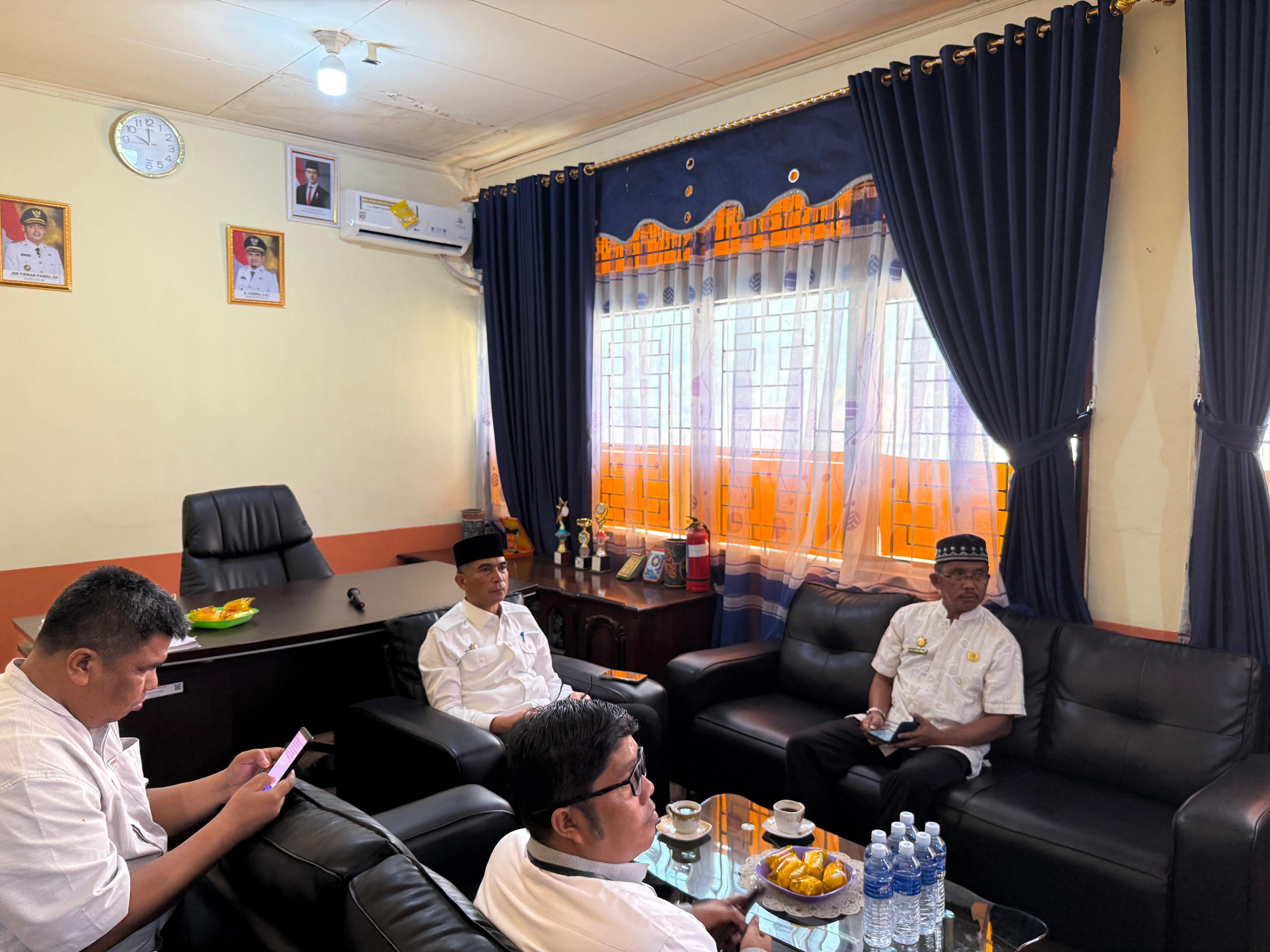 Pemkab Solok Ikuti Rapat Percepatan Pendataan Penyaluran Bantuan Pasca Bencana di Wilayah Aceh, Sumatera Utara, dan Sumatera Barat