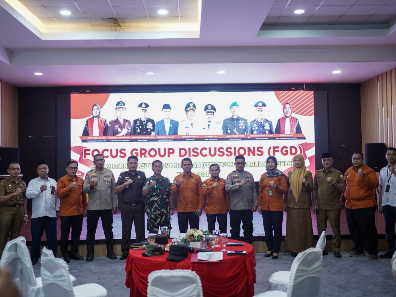 ‎Bupati Solok Buka Rapat Evaluasi Penetapan Status Bencana Hidrometeorologi