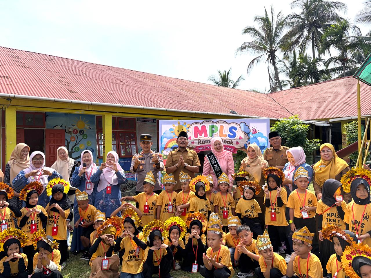 PEMBUKAAN MPLS RAMAH PAUD SE-KABUPATEN SOLOK DI TKN 1 GUNUNG TALANG