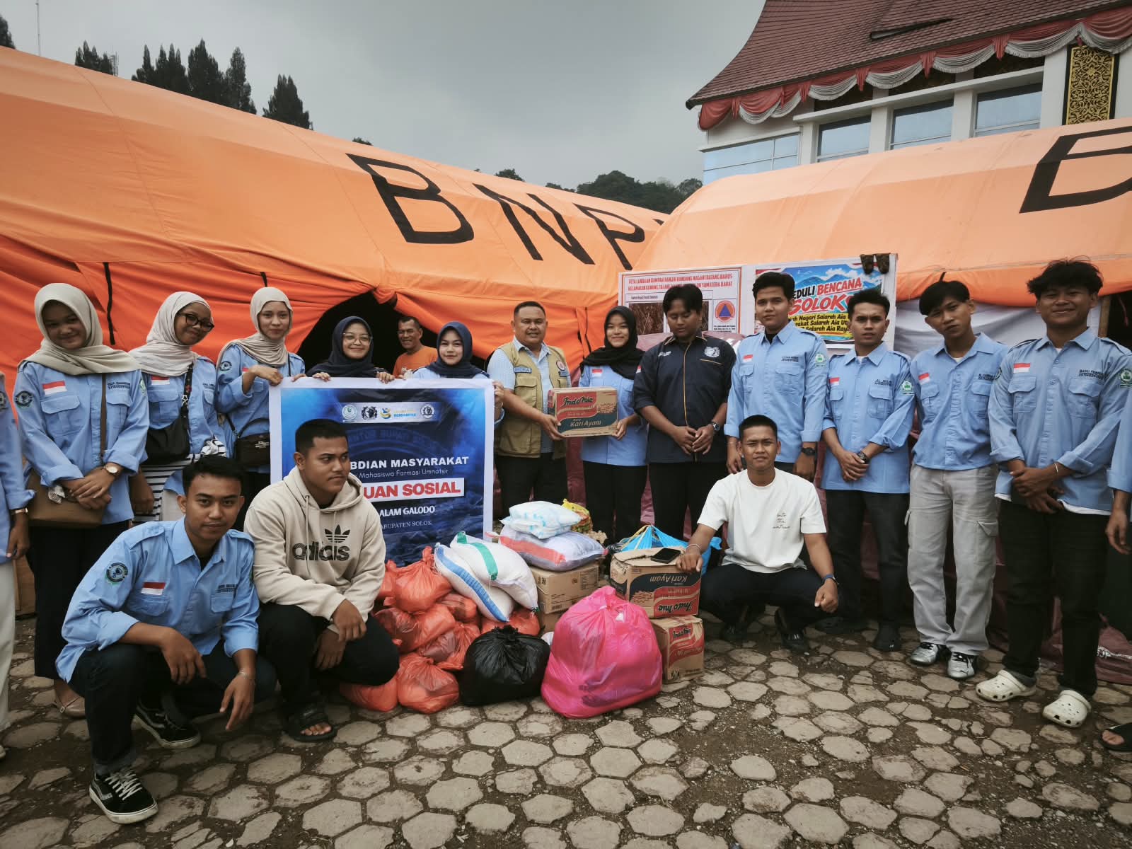 Universitas Muhammad Nasir Peduli Korban Galodo Solok