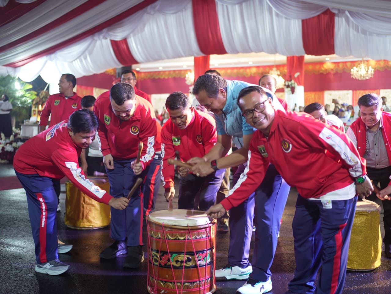 Bupati Solok Hadiri Pembukaan PORPROV Ke-XVI Sumbar Tahun 2026