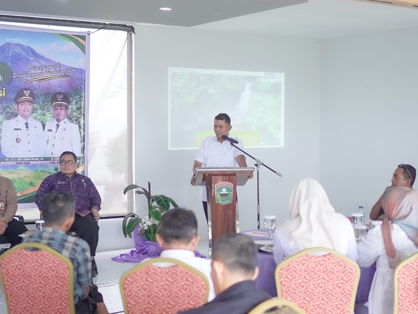 Bupati Solok Buka FGD Kelompok Kerja Percepatan Perhutanan Sosial